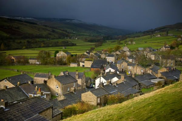 00747-EY-Approaching_Storm_Gunnerside_Swaledale_Yorkshire_England.jpg