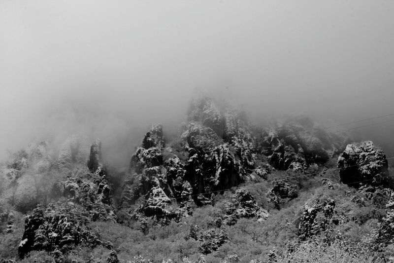  photo snowinarmenia2_zpsce8e1692.jpg