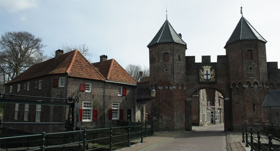 Amersfoort: Koppelpoort | Mooistestedentrips.nl Amersfoort: Koppelpoort | Mooistestedentrips.nl
