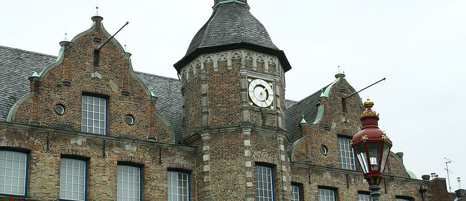 Stedentrip Düsseldorf in 1 dag: Marktplatz Stedentrip Düsseldorf in 1 dag: Marktplatz