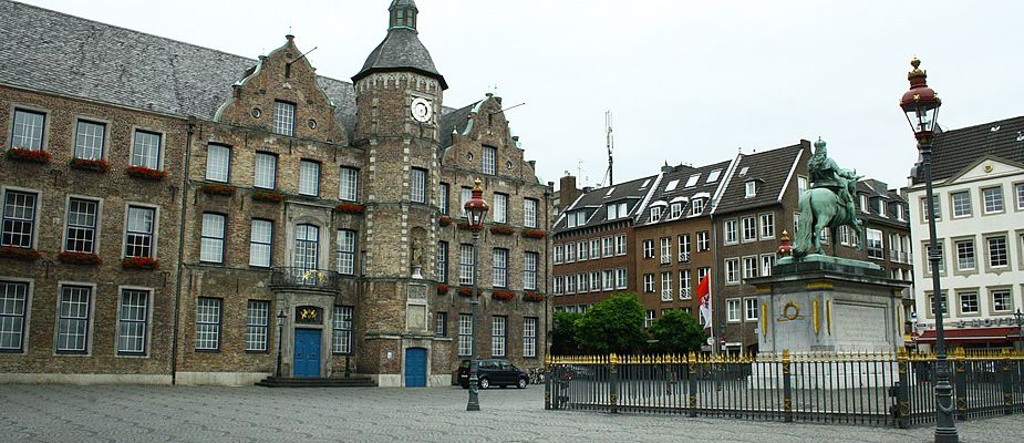 Stedentrip Düsseldorf in 1 dag: Marktplatz Stedentrip Düsseldorf in 1 dag: Marktplatz