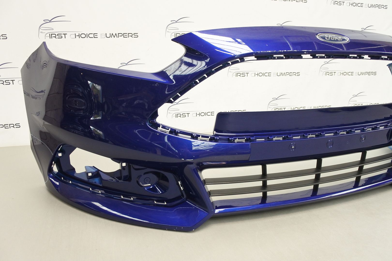 Front Bumper Ford Focus 2003